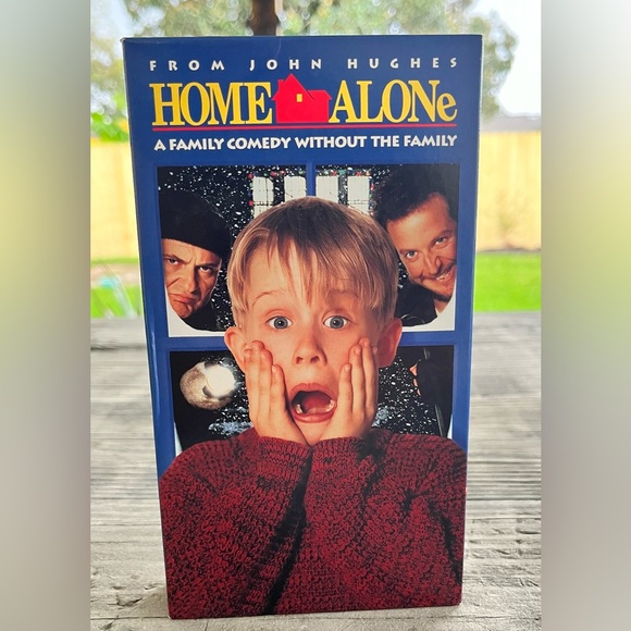 Home Alone Movie VHS Format 1990 - Picture 1 of 3